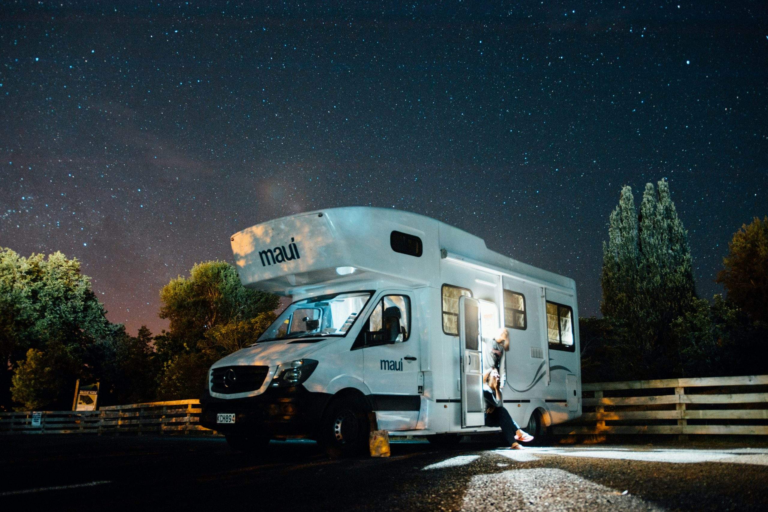 Flexible Workforce Housing: How Group RV Rentals Solve Your Logistics Nightmare